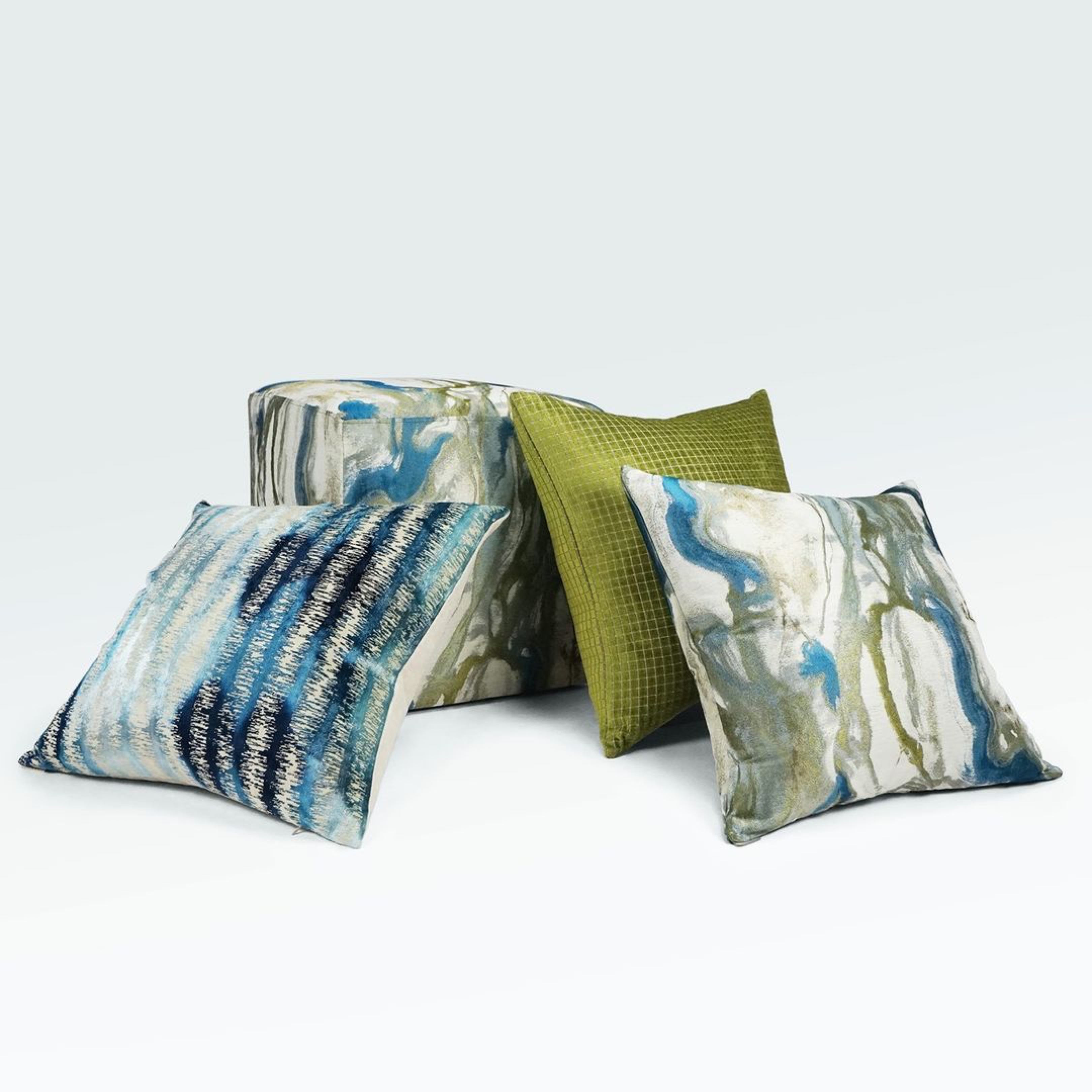 Pillows Oasis Accents